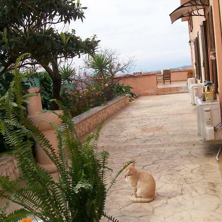 B&B Villa Sul Golfo Quartu Sant'Elena Bagian luar foto