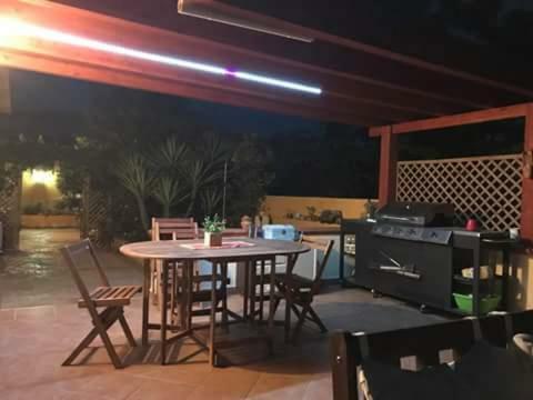 B&B Villa Sul Golfo Quartu Sant'Elena Bagian luar foto