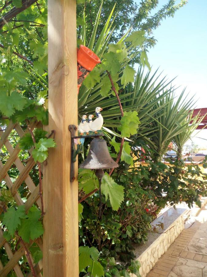 B&B Villa Sul Golfo Quartu Sant'Elena Bagian luar foto