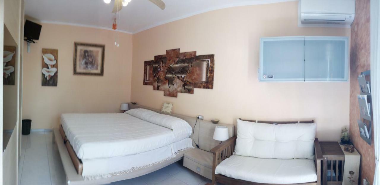 B&B Villa Sul Golfo Quartu Sant'Elena Bagian luar foto
